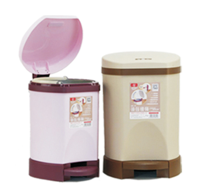 静音脚踏压杆垃圾桶156C1